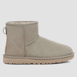 Ugg Classic Mini II Boot in Goat